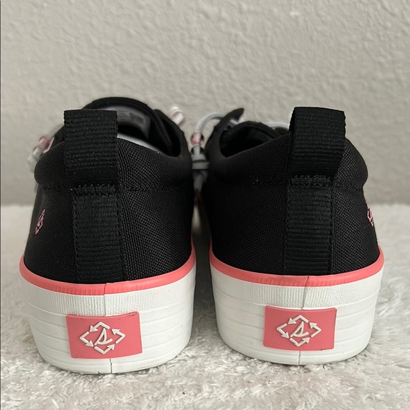 Sperry Women's Size 11 Crest Vibe Platform Sneaker in Black Beaded - Picture 3 of 9